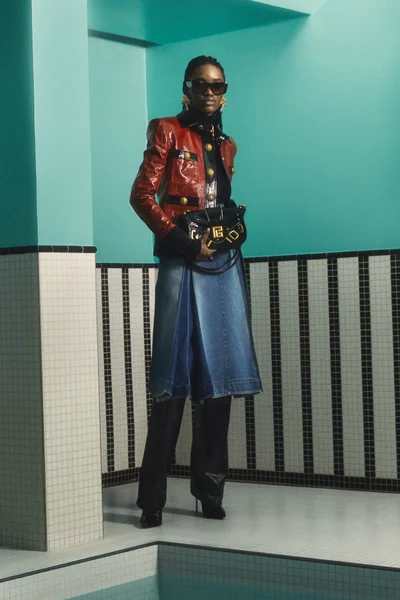 Look 30